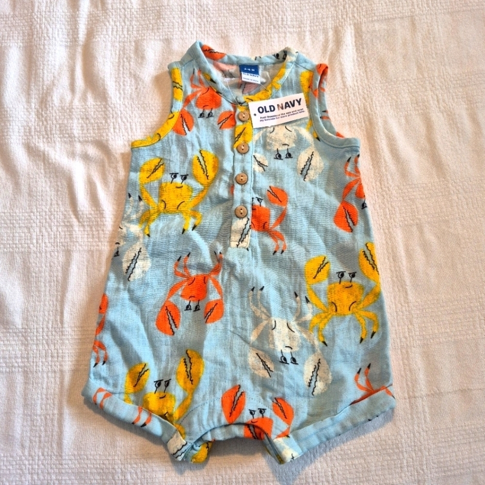 Old Navy boys size 3-6 months cotton romper, crab design NWT